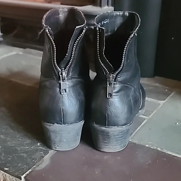 size 7 Chelsea Boot - Picture 2 of 7